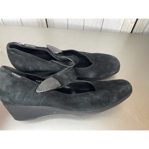 Mephisto Suede Wedge Heel Women 9 Black Leather Comfort Shoe Strap Accent - Picture 3 of 7
